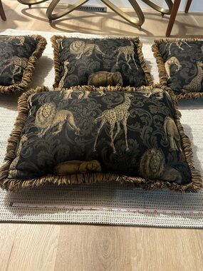 Luxury Vintage Safari Pillows Set of 4 Lion Elephant Giraffe Boho Home Decor
